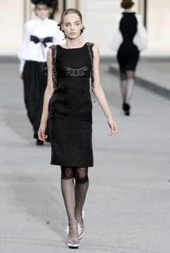 B_471223108211chanel-ss09w190.jpg