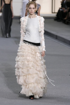 B_651223108213chanel-ss09w266.jpg