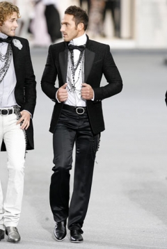 B_671223108214chanel-ss09w282.jpg