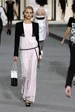 B_551223108212chanel-ss09w221